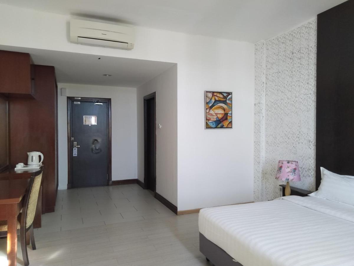 Ginasuite Kompleks27 Hotel Bandar Seri Begawan Extérieur photo