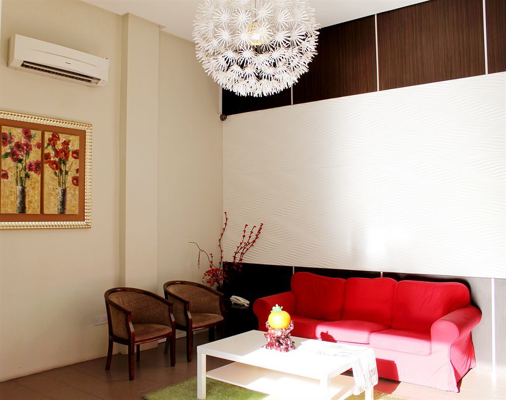 Ginasuite Kompleks27 Hotel Bandar Seri Begawan Extérieur photo