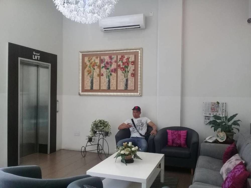 Ginasuite Kompleks27 Hotel Bandar Seri Begawan Extérieur photo